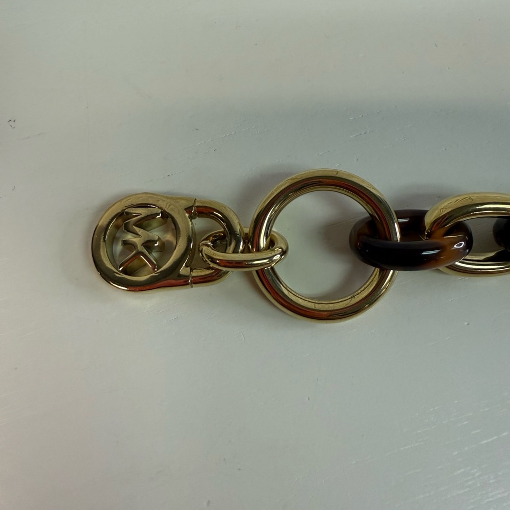 New Michael Kors Goldtone Tortoise Acetate Link Bracelet - Picture 4 of 5
